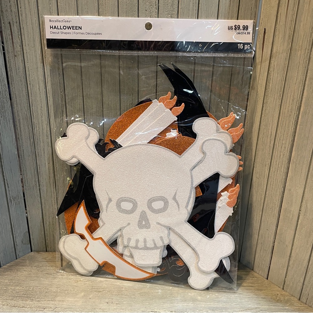 NWT Sealed Recollections Halloween Diecut Shapes - 16 Pieces
